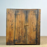 Oak pantry cabinet, circa 1820