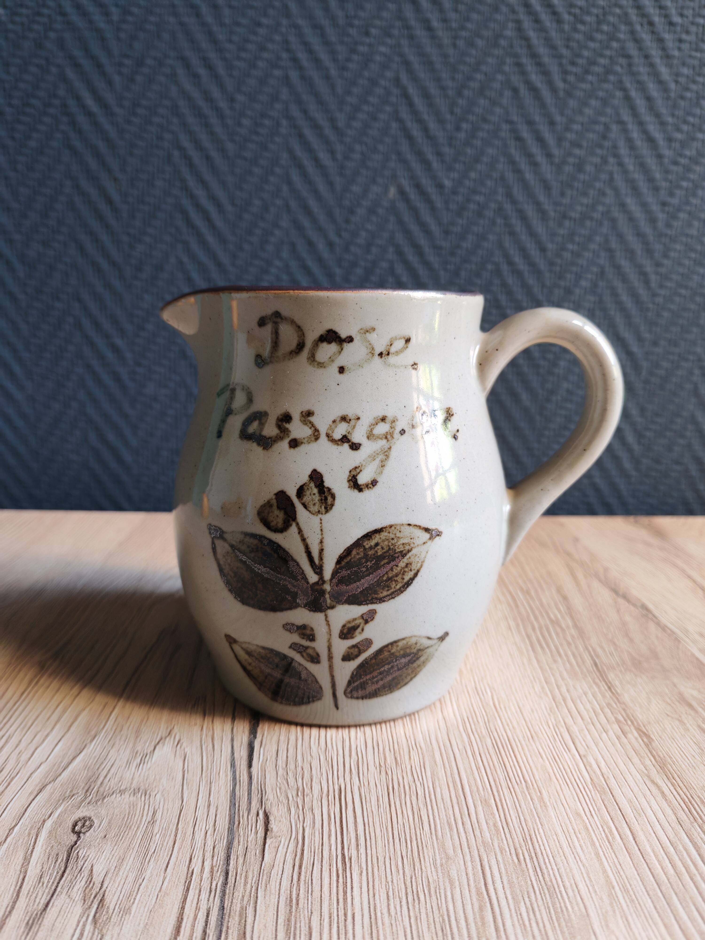 Vintage stoneware jug | Stoneware from Arnon, France | Floral decoration