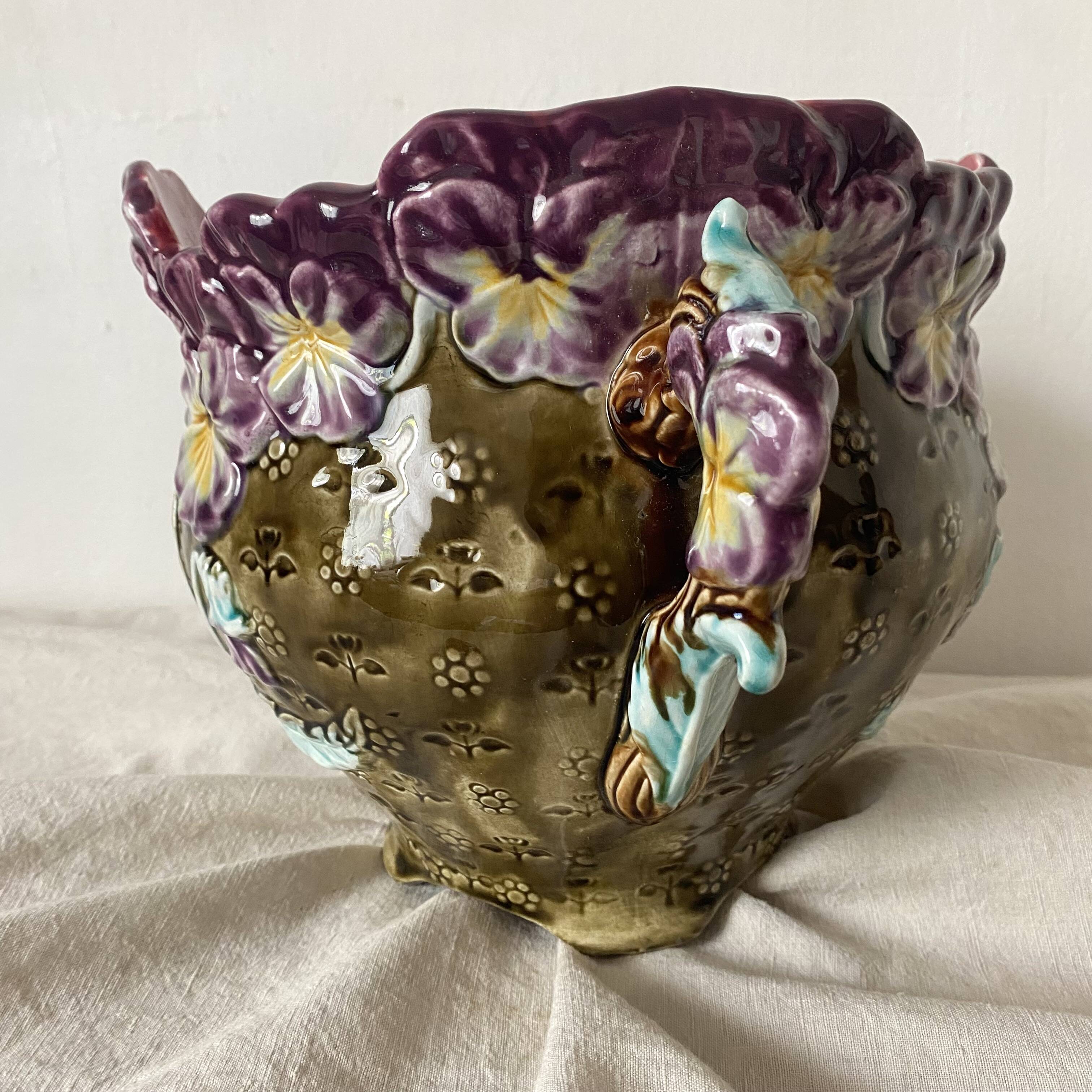 Art Nouveau earthenware cachepot, Onnaing pansies
