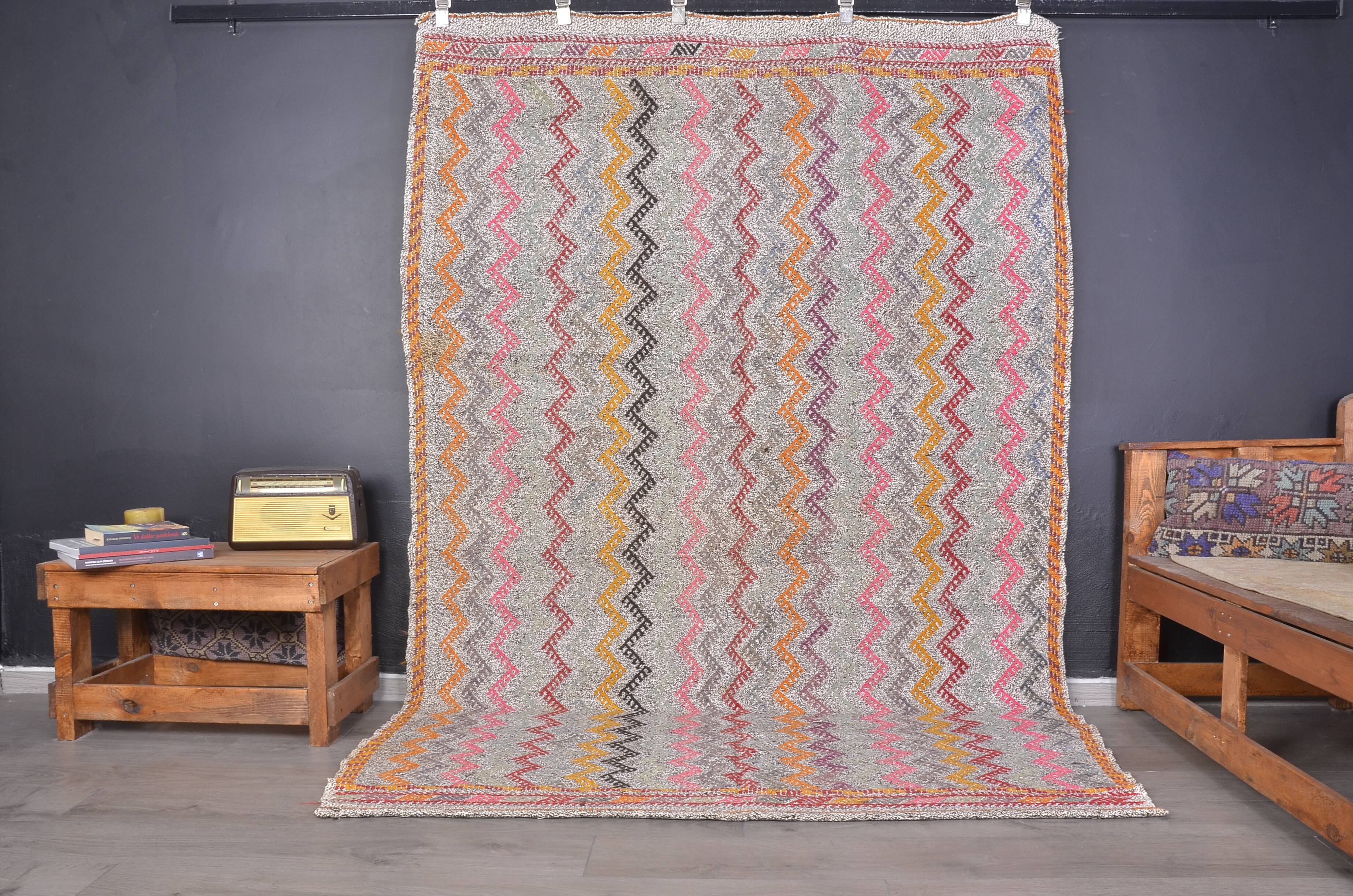 Vintage Handwoven Kilim Rug sku c280