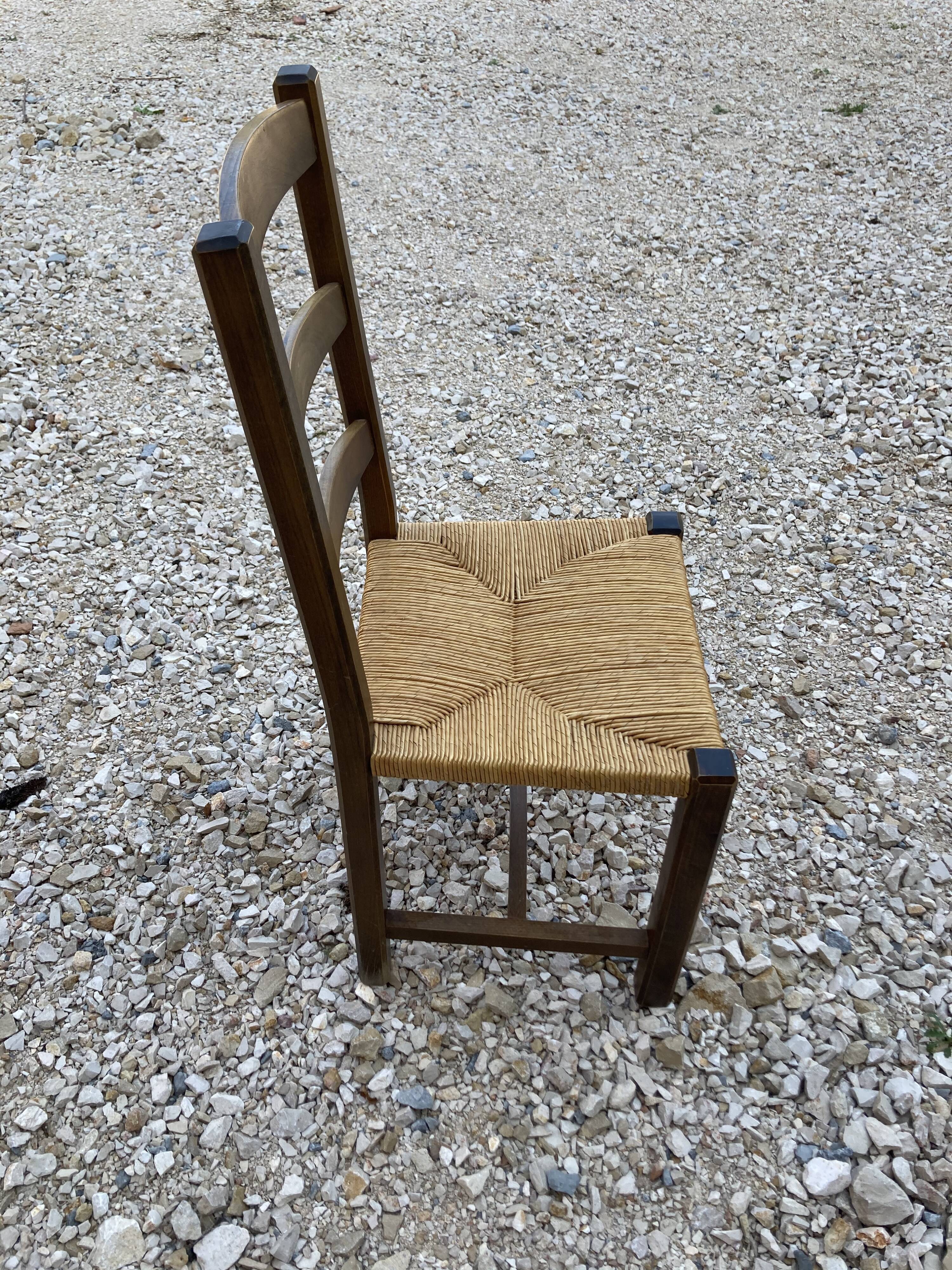 8 rustic straw chairs