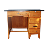 Bureau à caisson années 60.