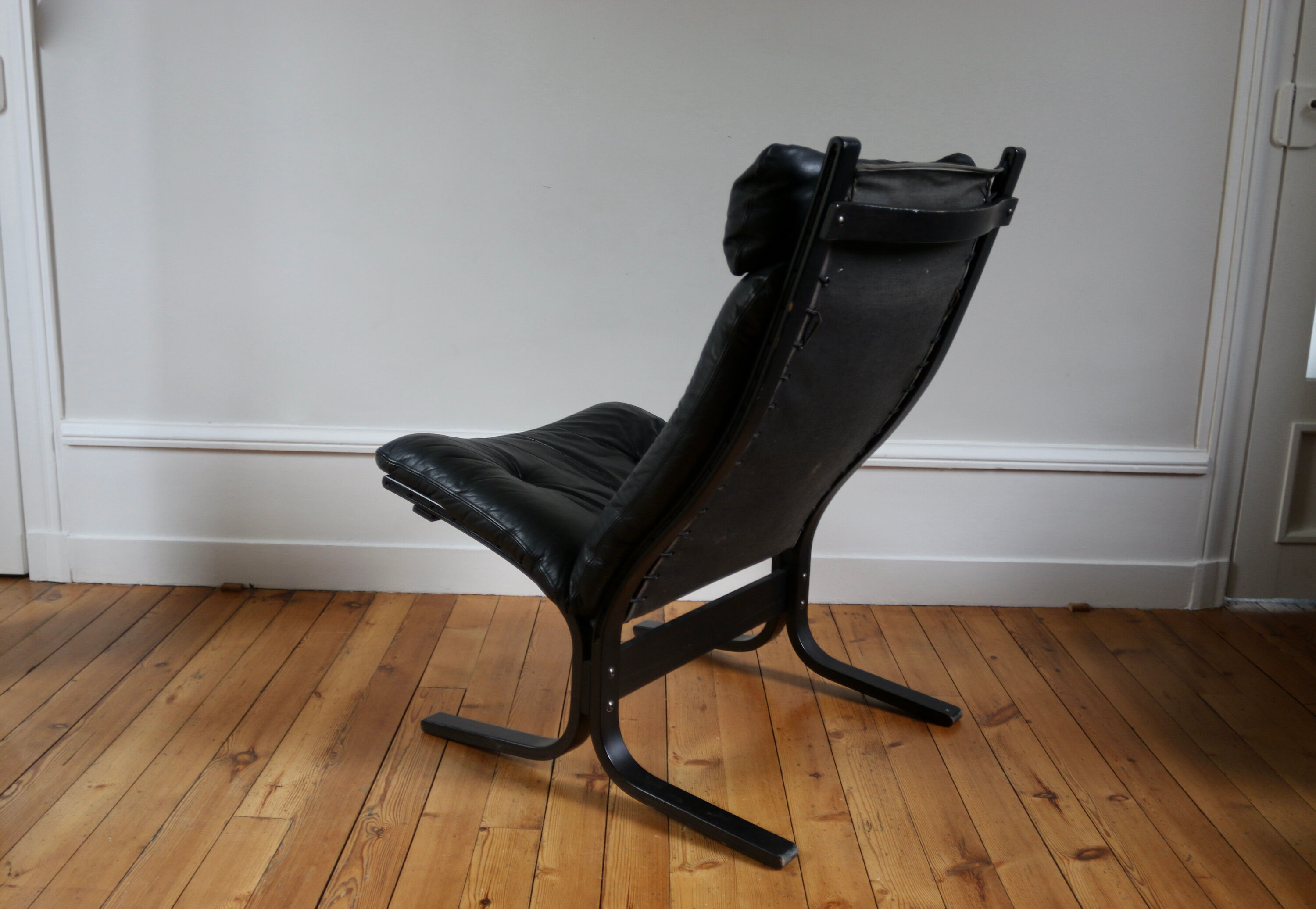Vintage Scandinavian leather armchair Siesta Ingmar Relling 1970
