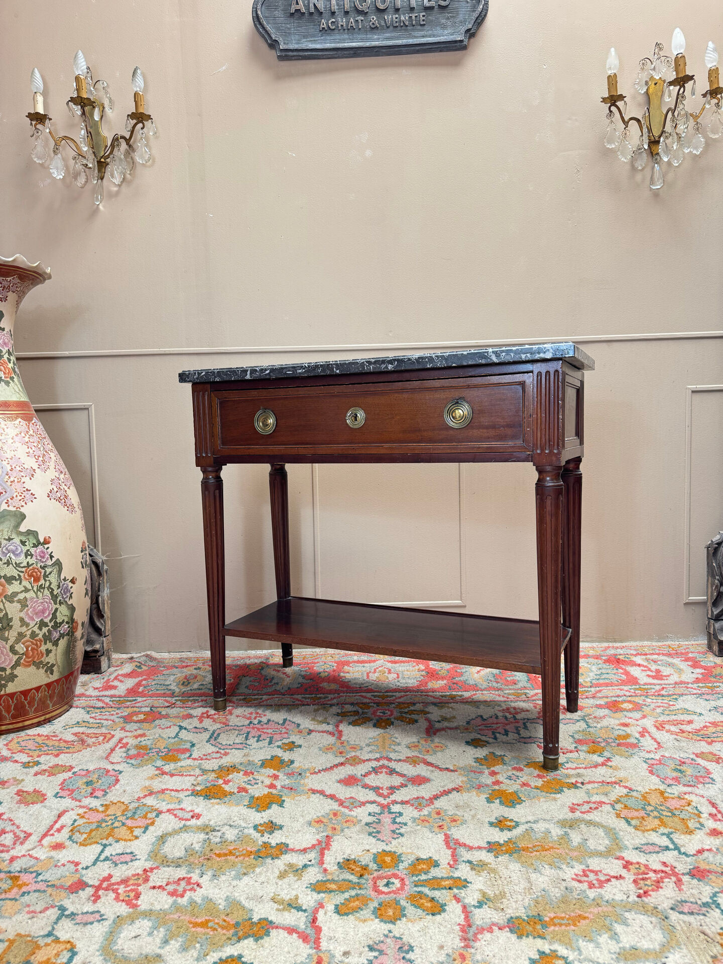 Console en acajou de style louis xvi xix eme siècle