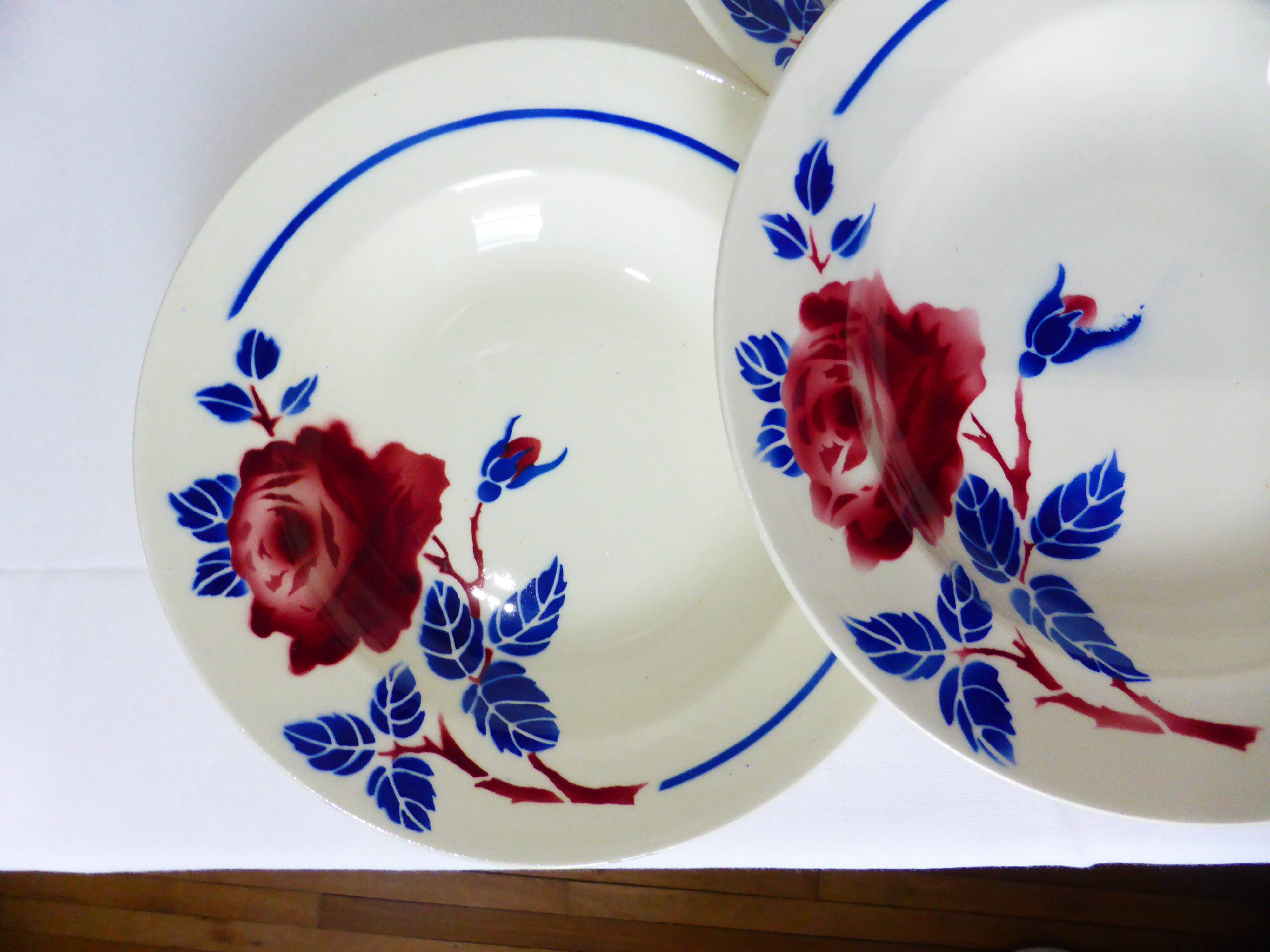 4 vintage deep plates from K&G Luneville model Chantal 220516