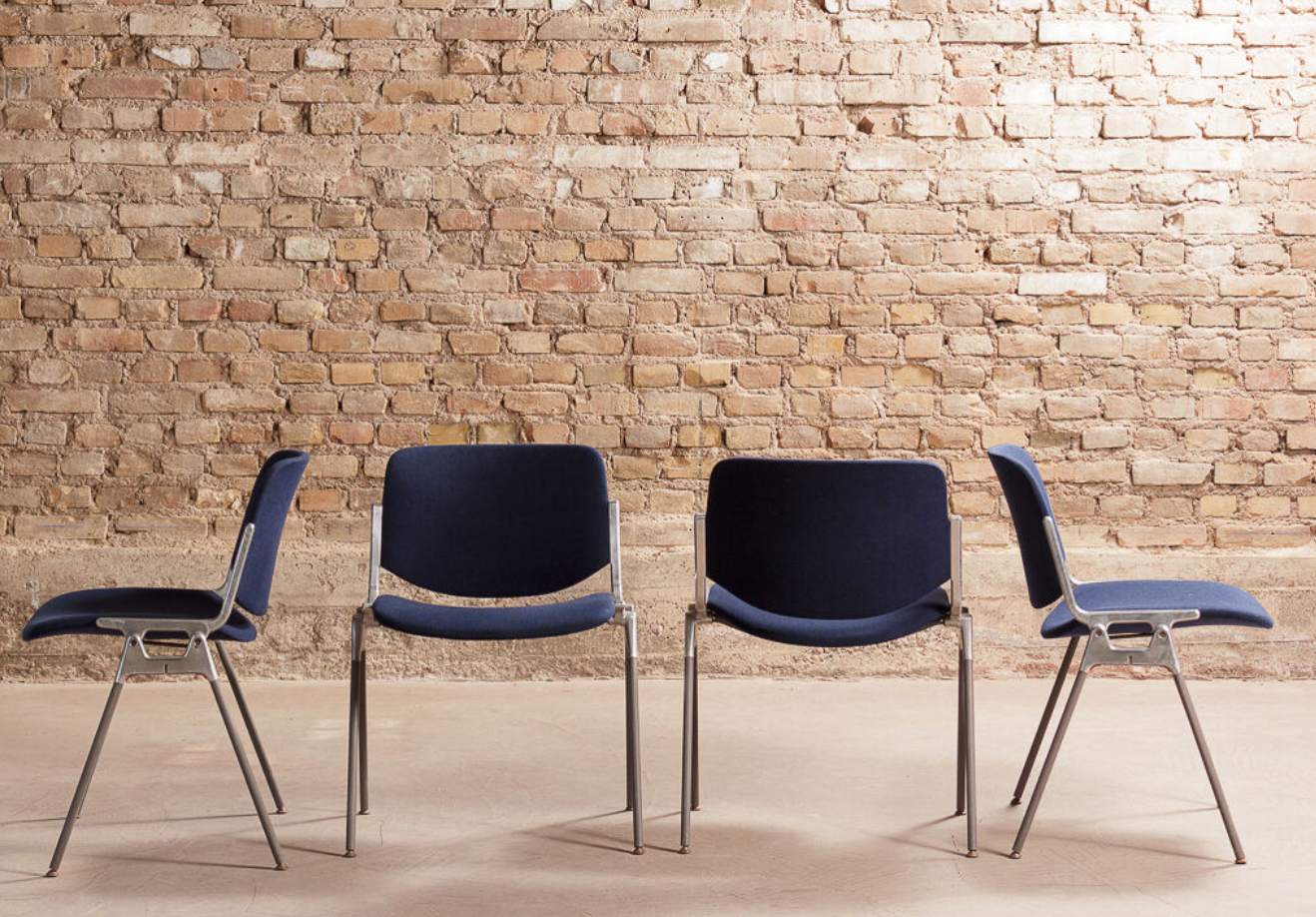 Set of 6 Castelli chairs, model DSC106, design by Giancarlo Piretti, since 1970