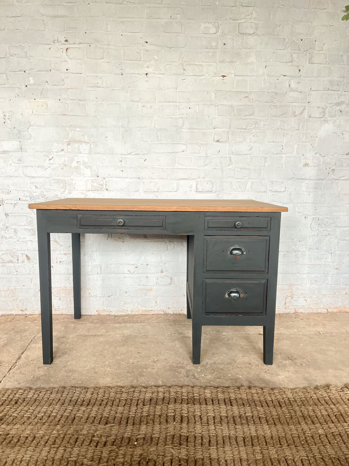 Former workstation office