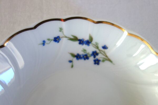 10 bols à fruits à dessert myosotis porcelaine Bernardaud Limoges