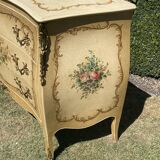 Lacquered chest of drawers Louis XV style