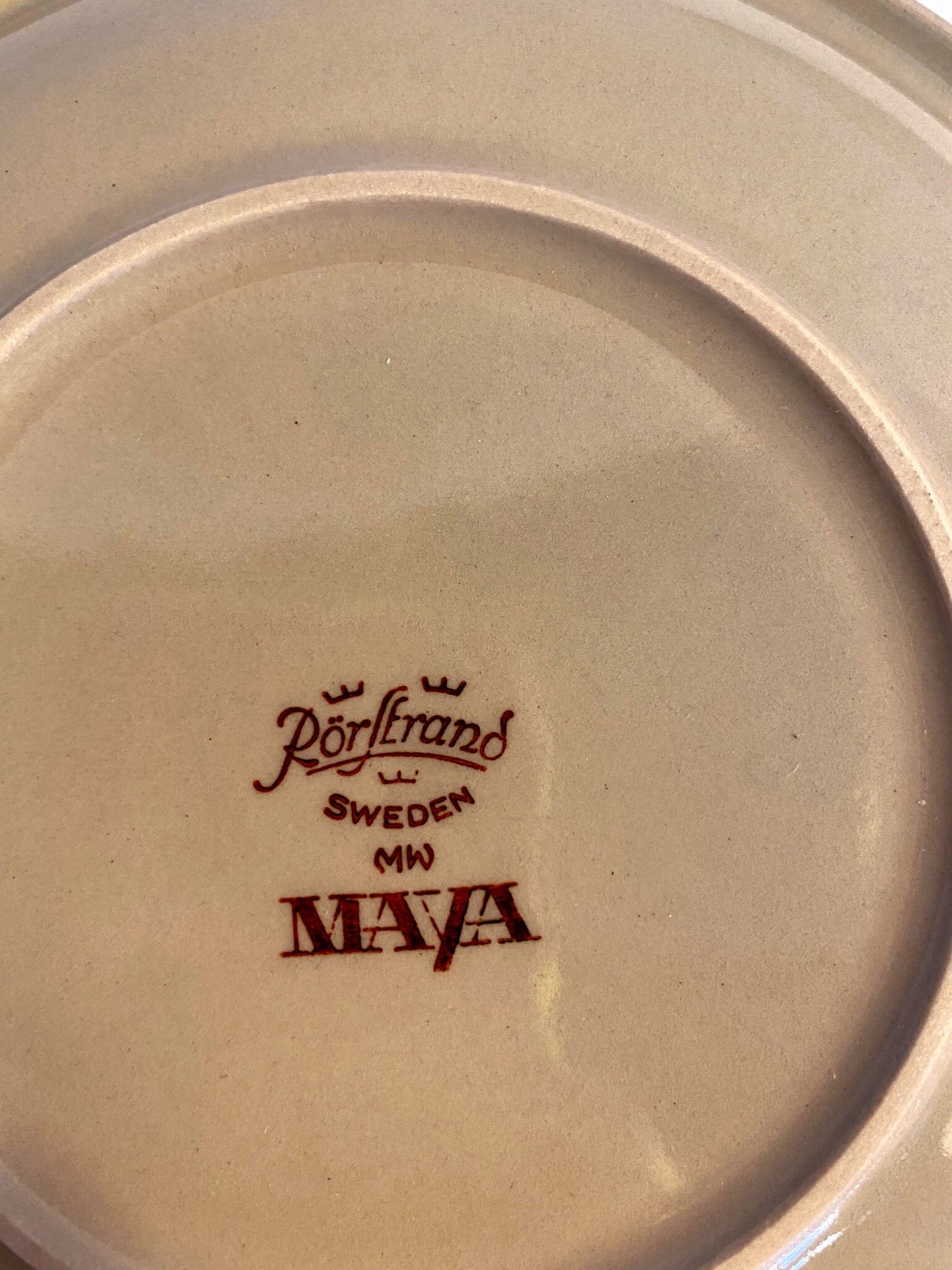 Set of 2 saucers and a Mayan Marianne Westman plate