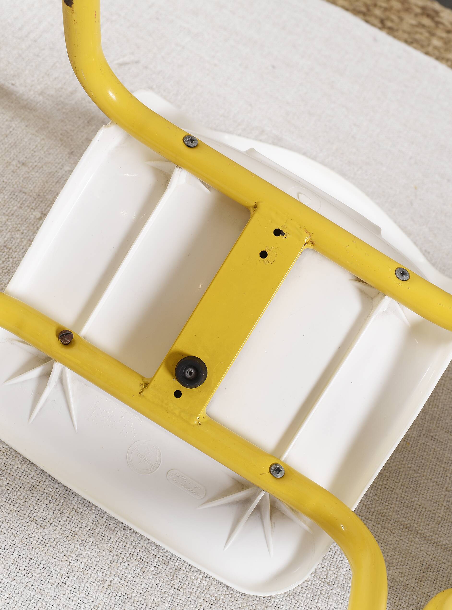 4 PROINCO nursery school chairs from the 70s