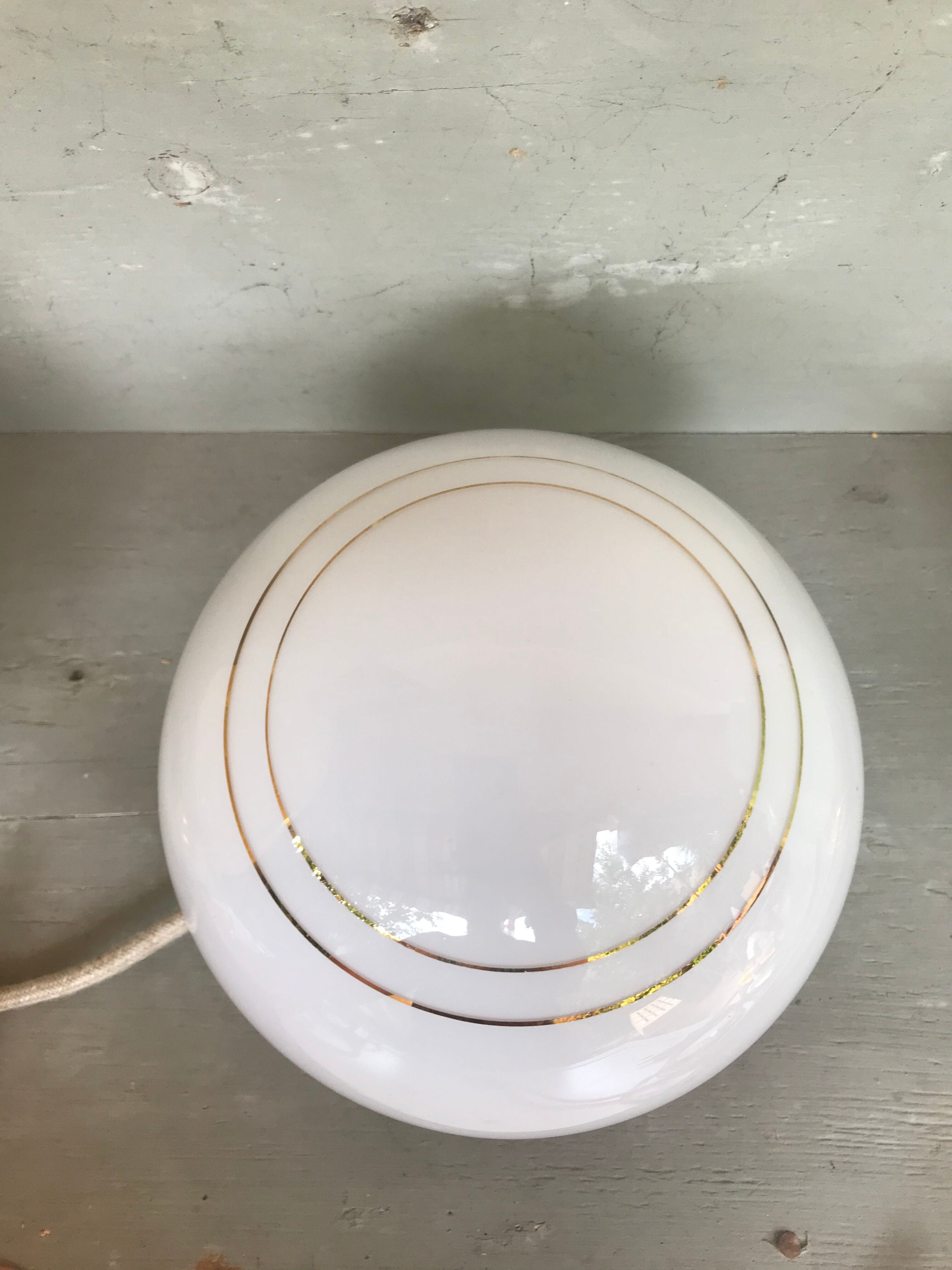 Golden opaline white opaline lamp