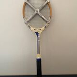 Raquette de tennis ancienne￼