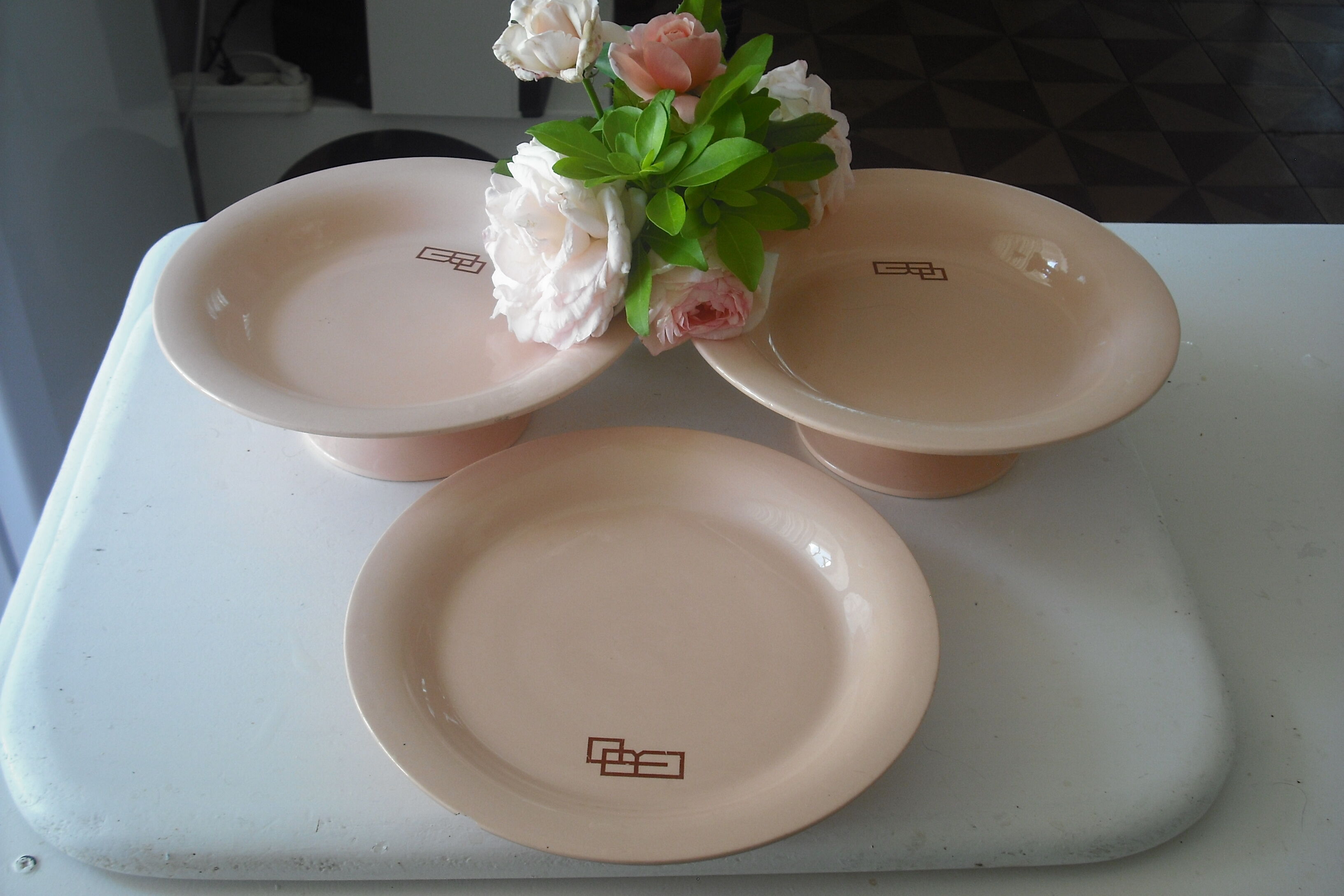 3 cake dishes on feet 7.5 top / 22 larg