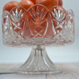 Crystal fruit cup with rounded edges
