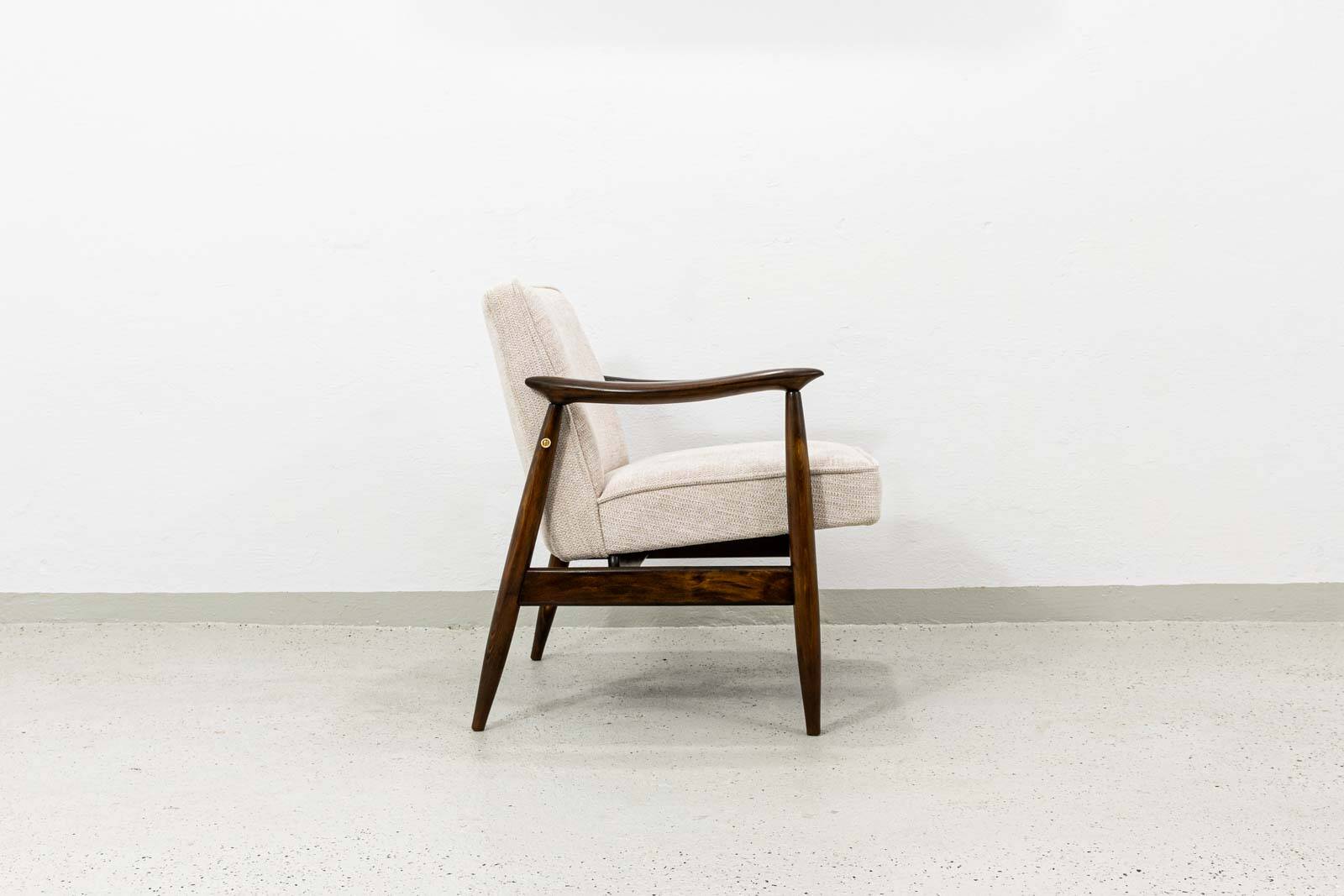 Mid-century armchair GFM-87 by Juliusz Kędziorek, GFM, Poland, 1960s