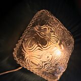 Plafonnier en verre moulé