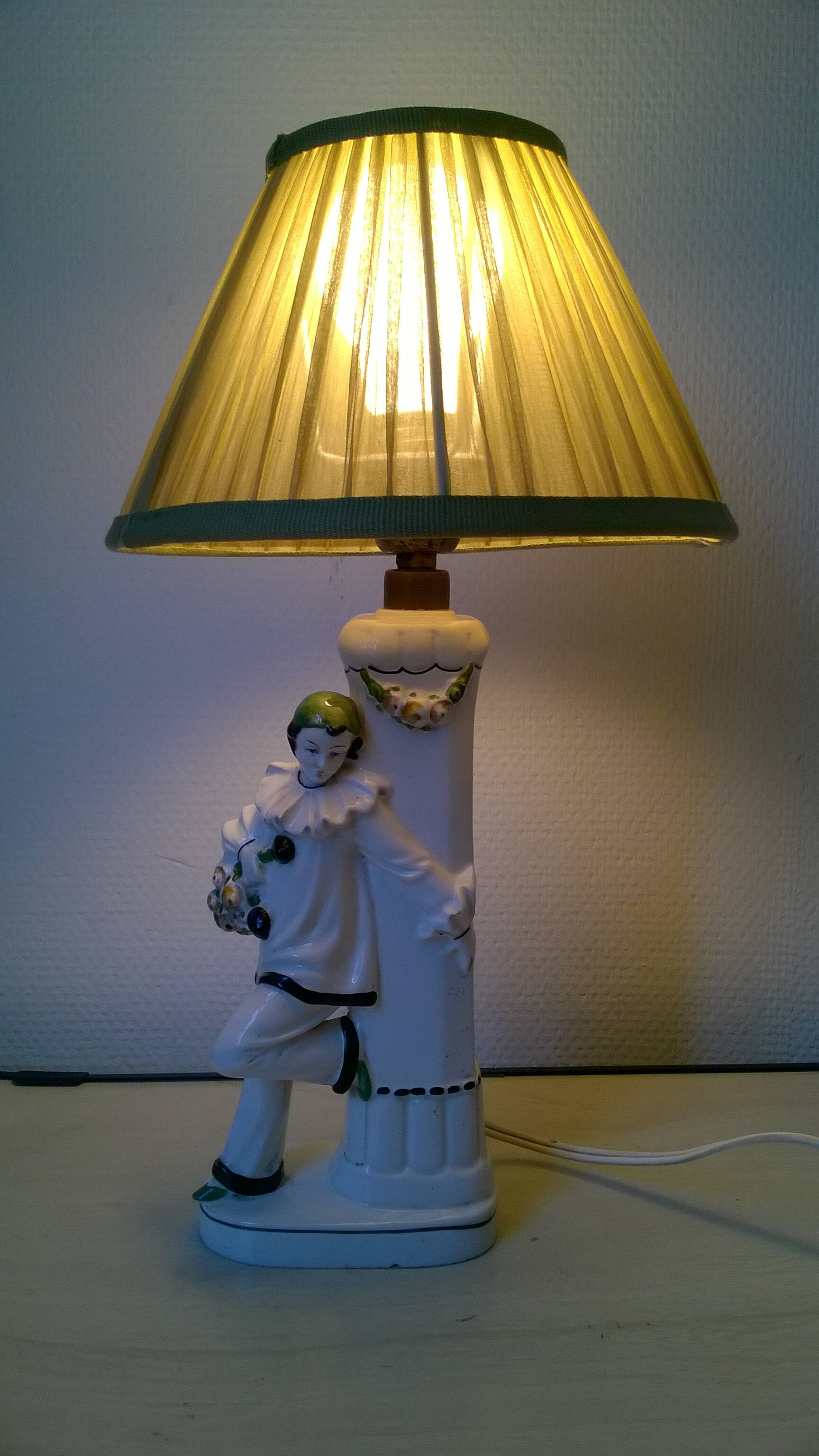 Vintage ceramic table lamp