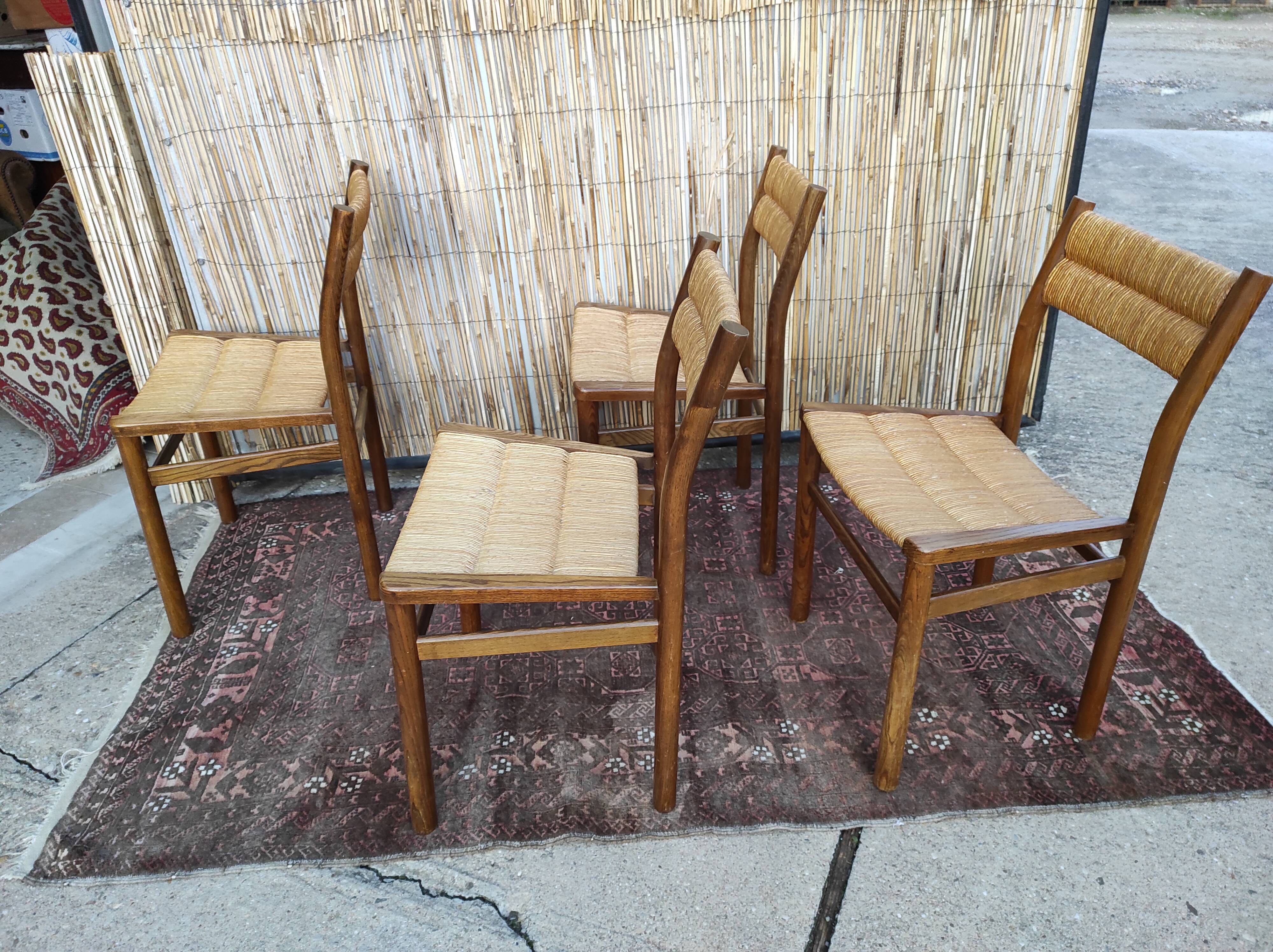 Lot 4 straw chairs by Pierre Gautier-Delaye, weekend model