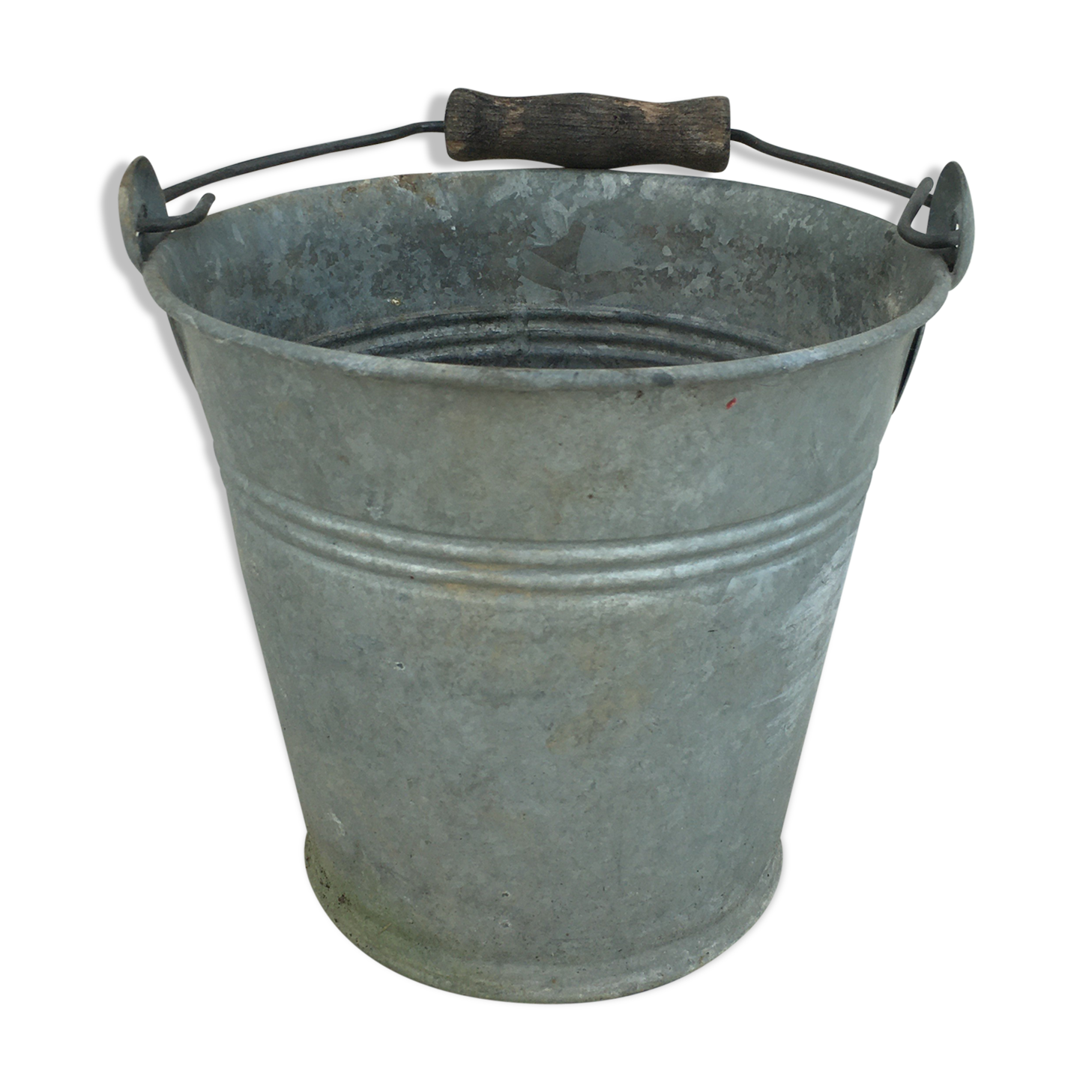 Zinc bucket for spices