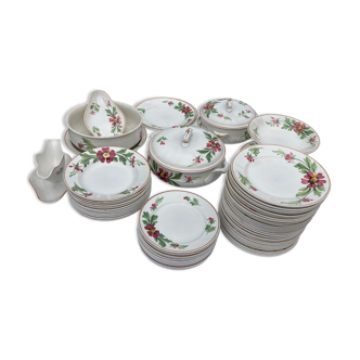 St amand 62pieces tableware service