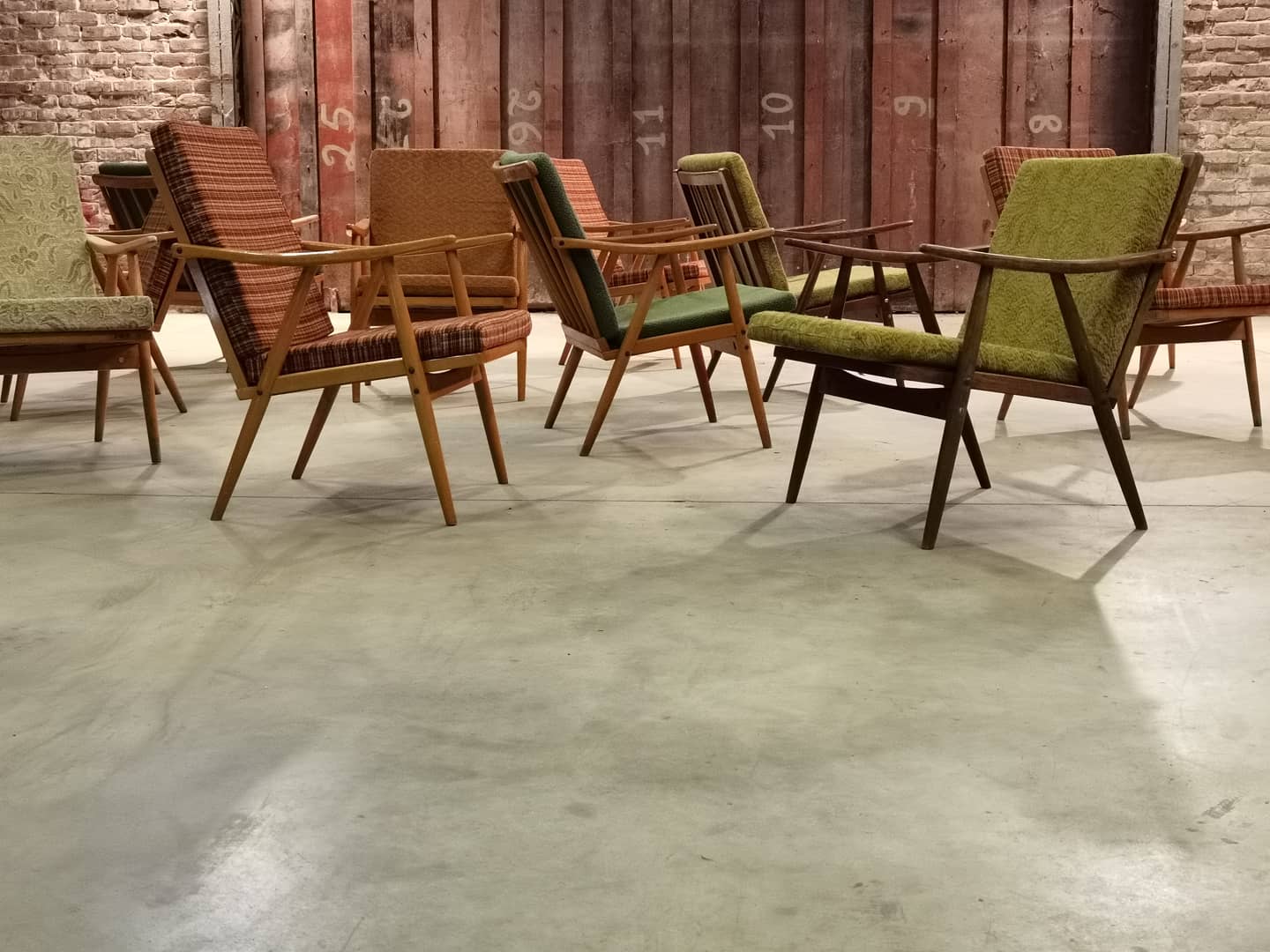 Lot de 14 fauteuils Thonet Boomerang