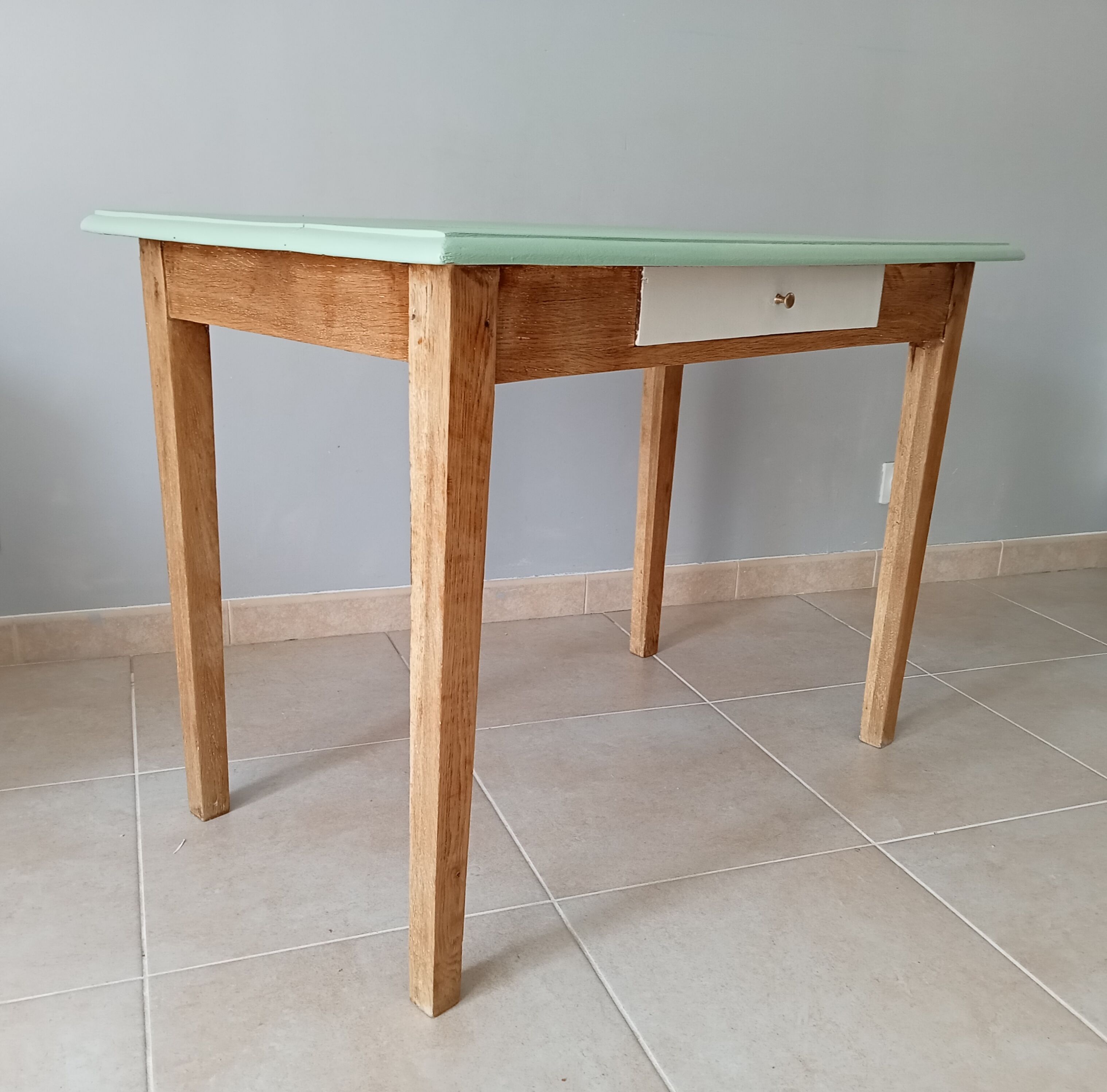 Solid oak farmhouse table 30/40s