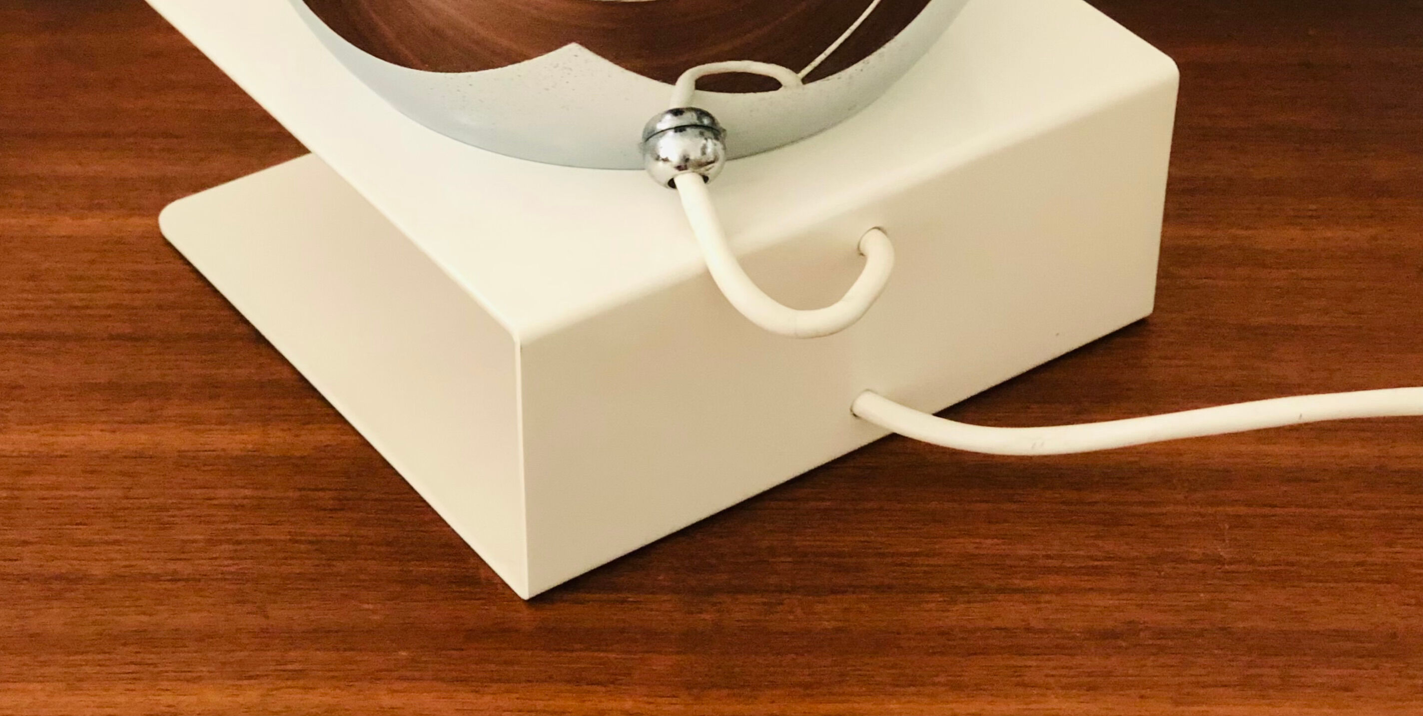 Eyeball table lamp, Italy 1970s