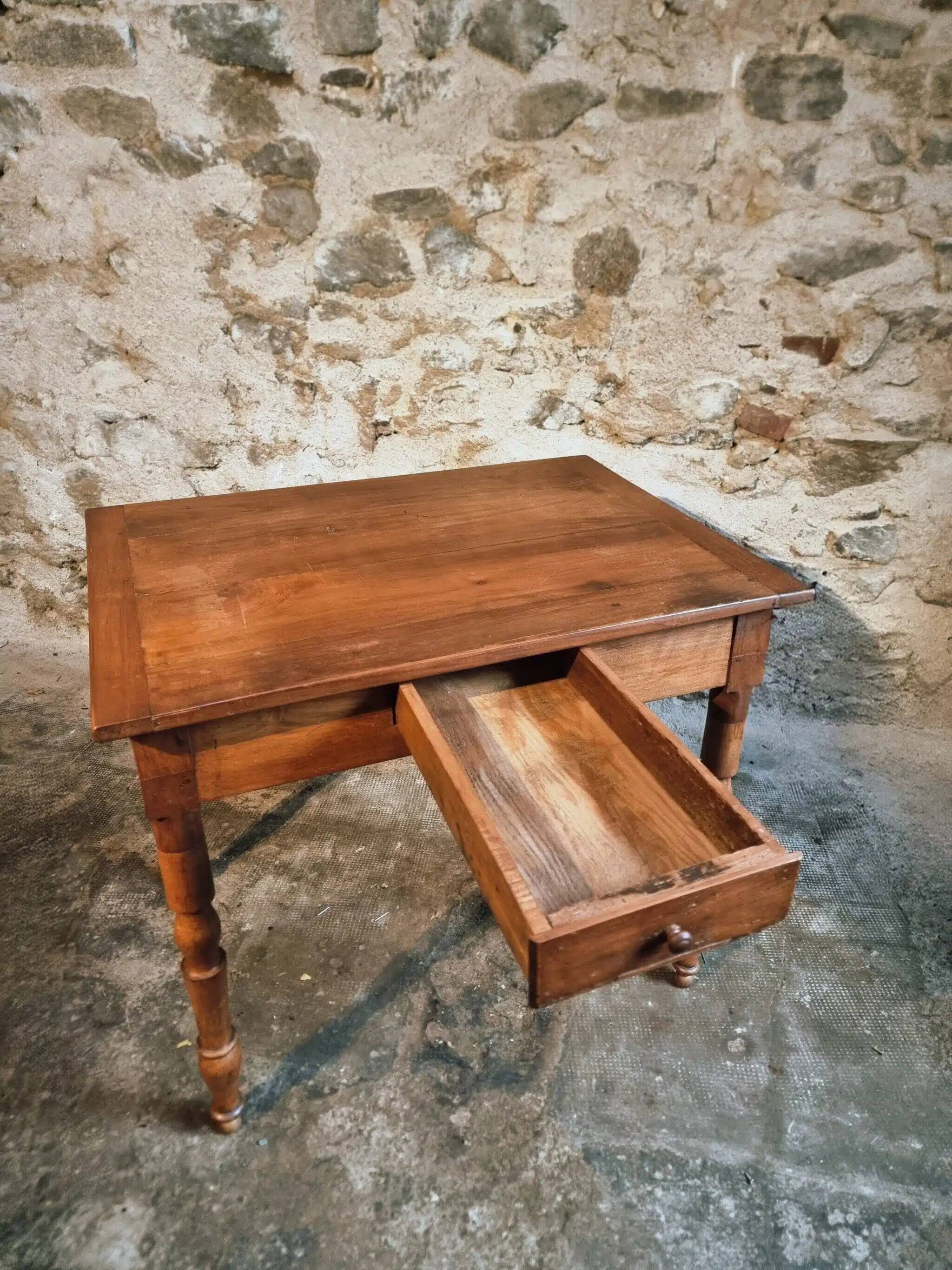 French vintage side table in cherry wood with a drawer.