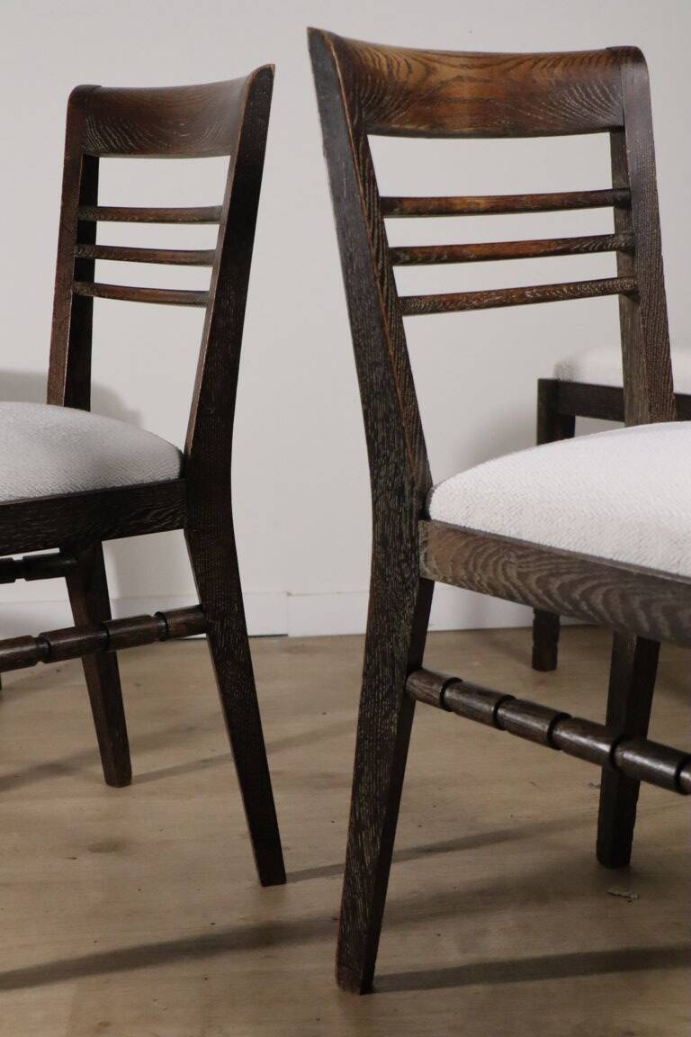 Set of 4 modernist chairs in oak and boucle fabric - 1940