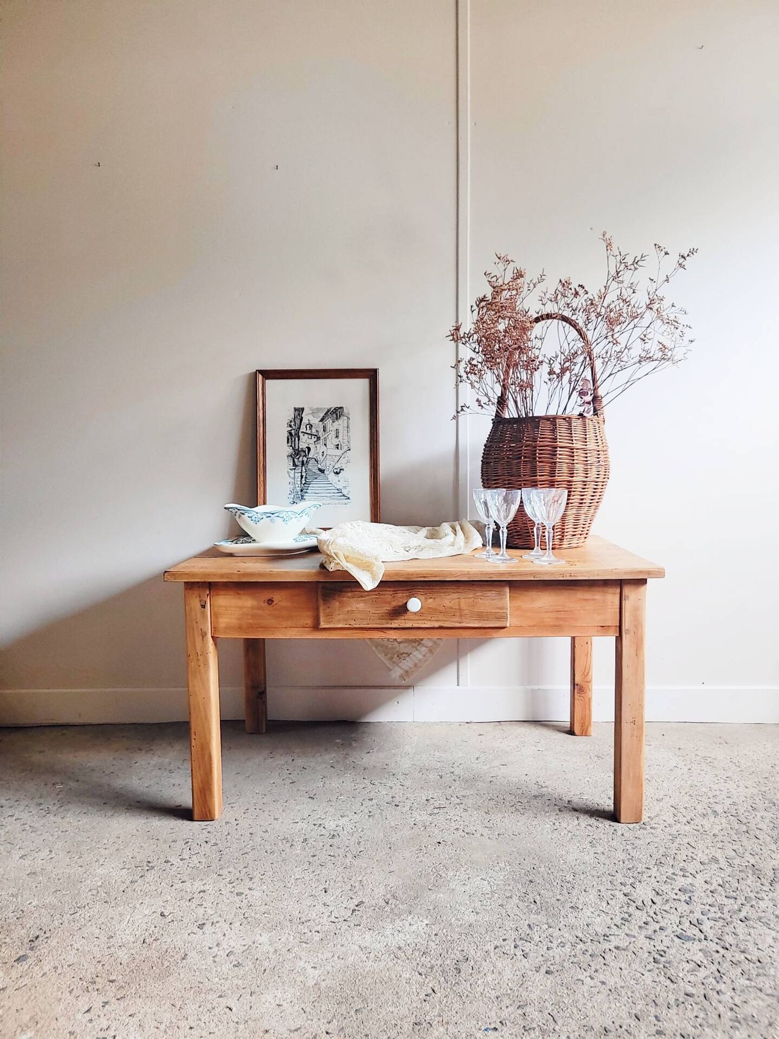 Table basse en bois massif