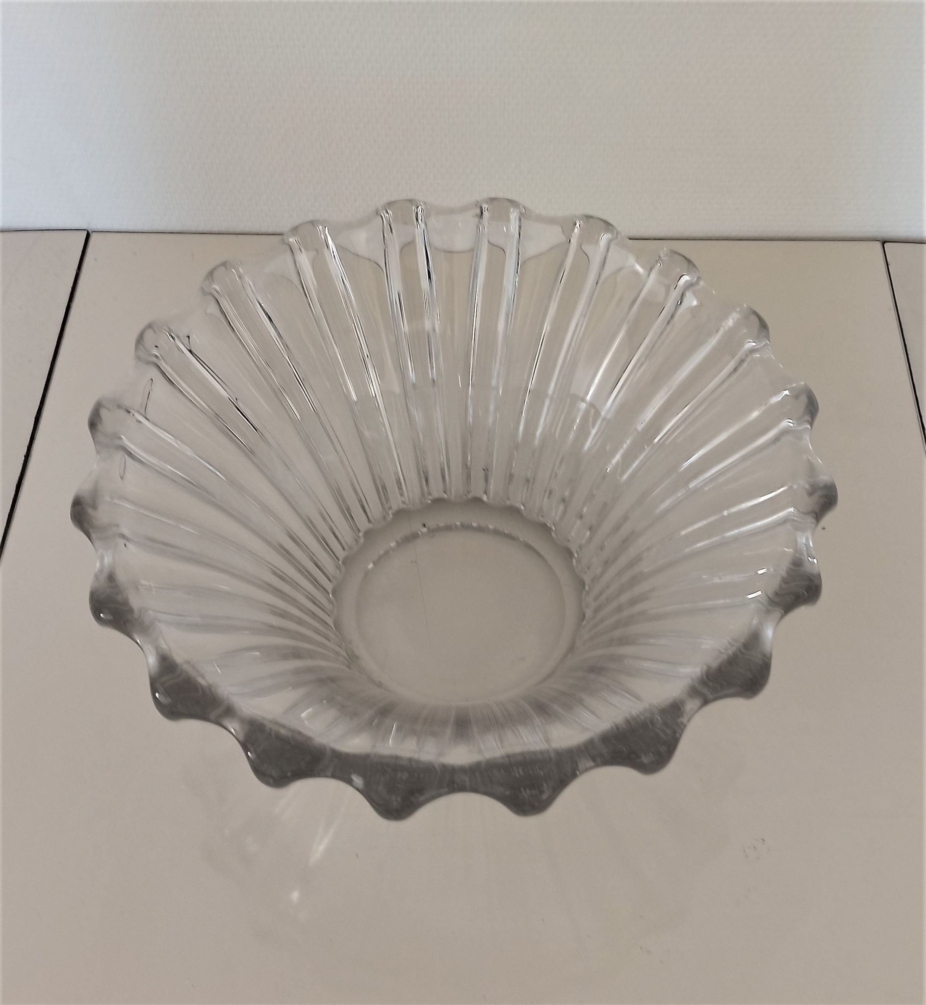 1950s crystal fruit bowl