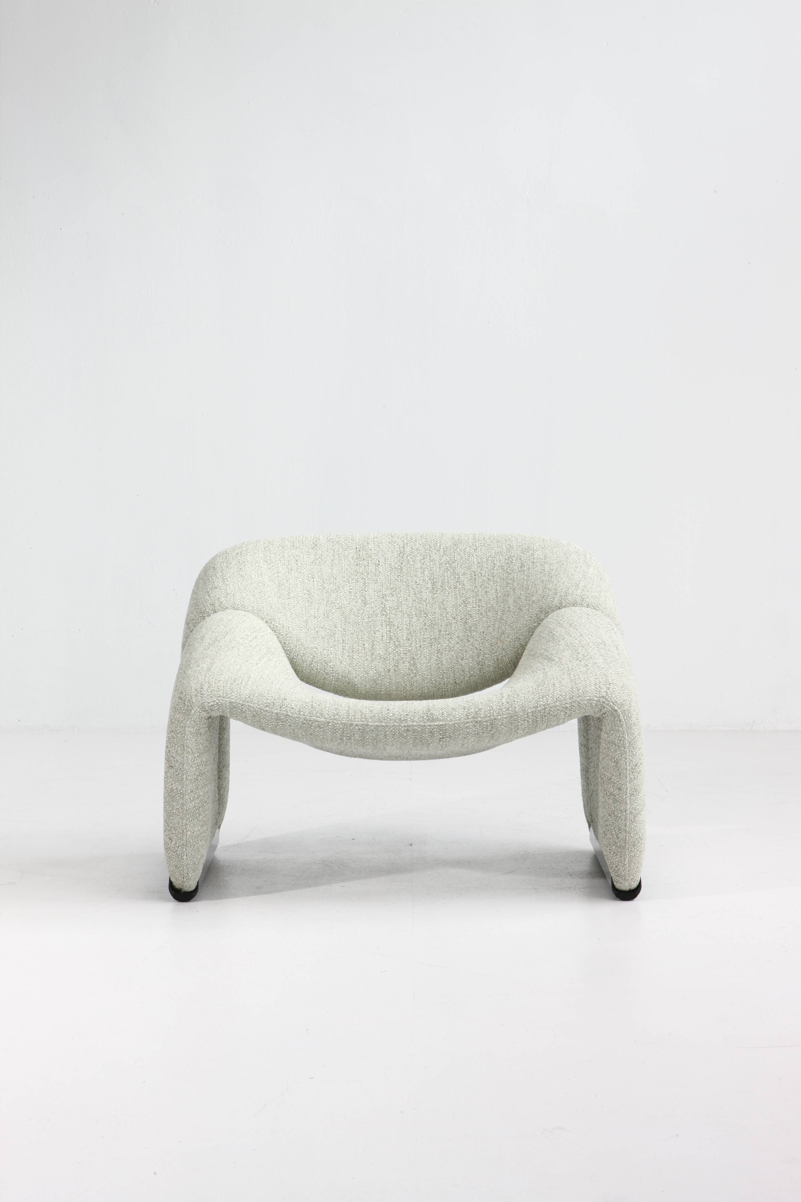 pair of "Groovy" armchairs by Pierre Paulin
