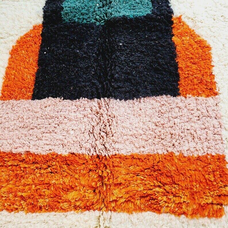 Handmade Berber rug with colourful patterns, size 150x250 cm.