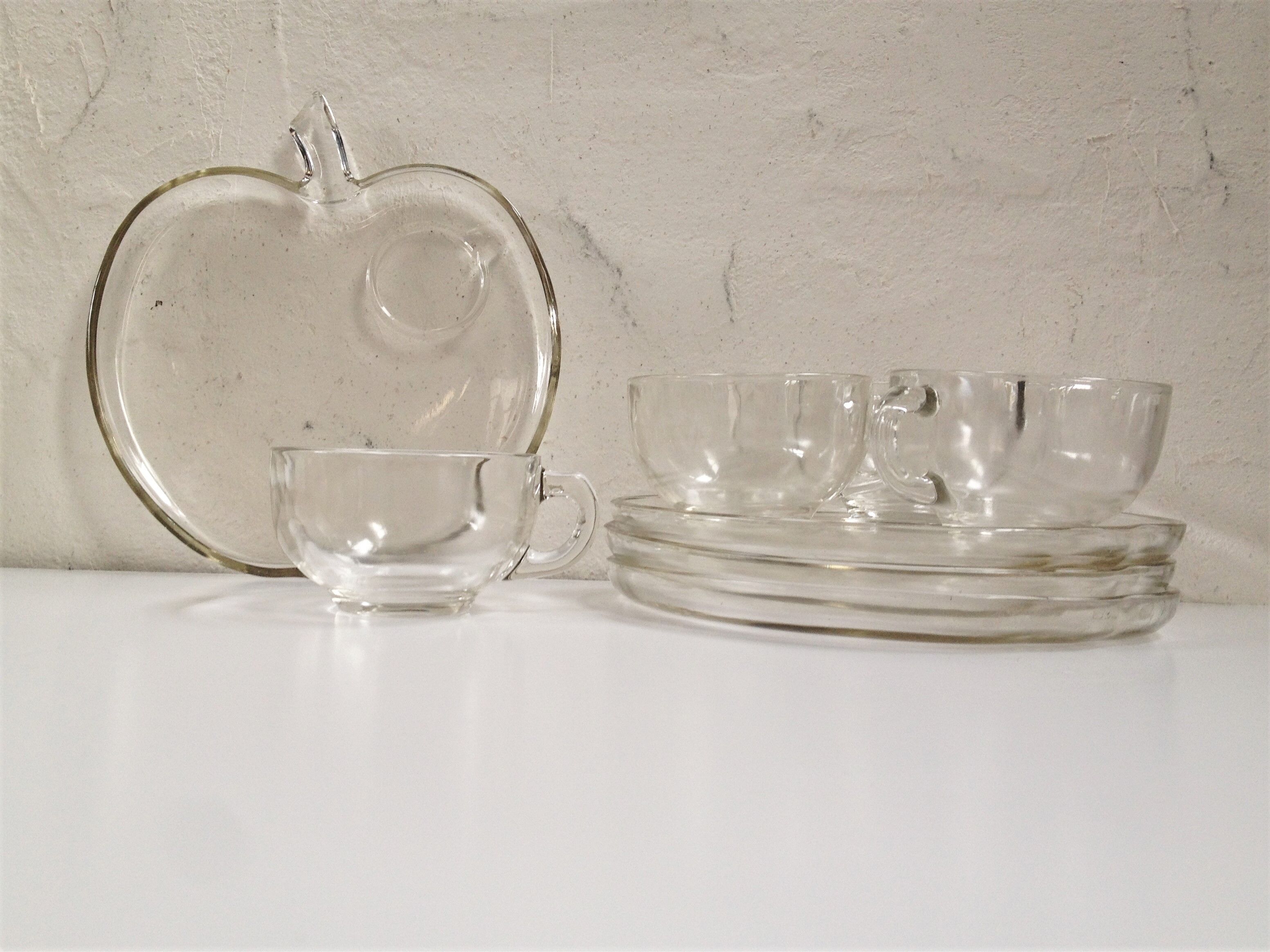 Apple breakfast service, 1970s