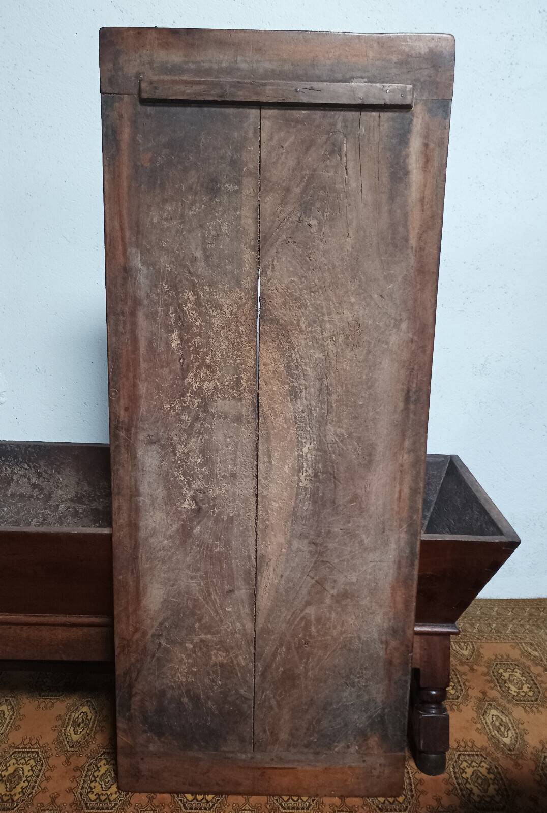 Table Maie en noyer 18ème