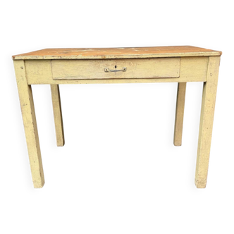 Vintage 1900 pine table – Kitchen or Office. Beautiful patina