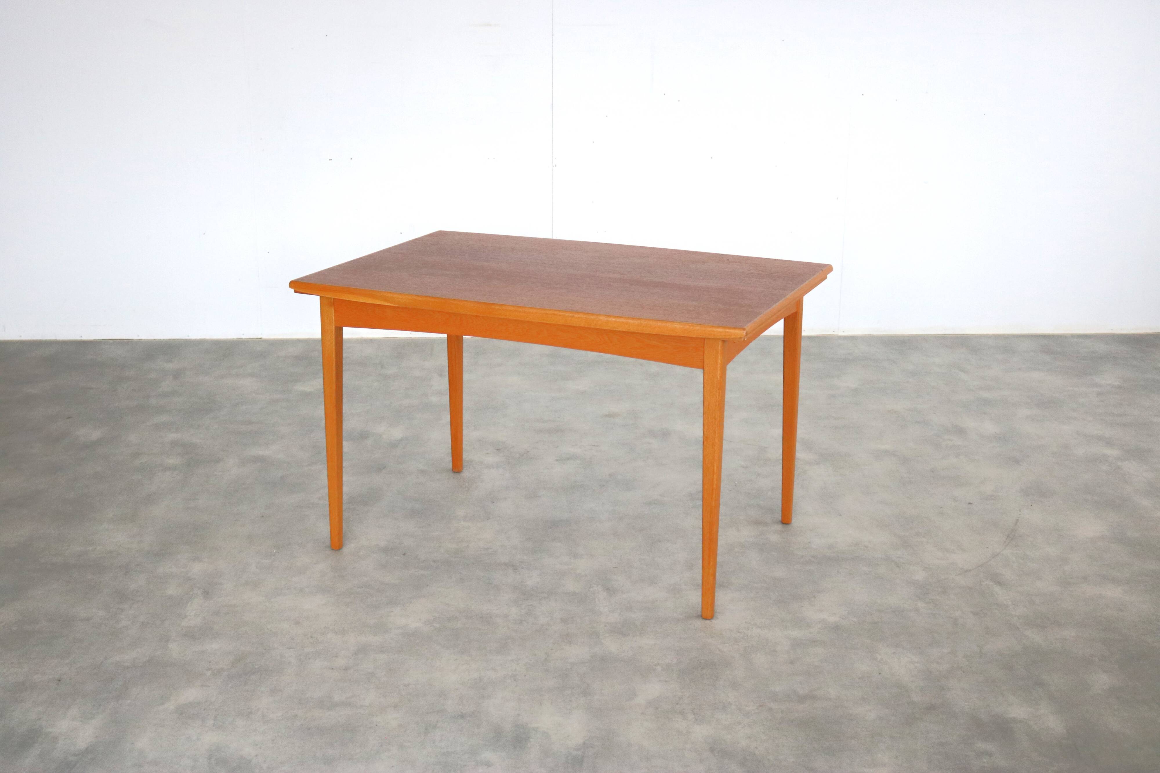 Table à manger extensible en chêne, années 60