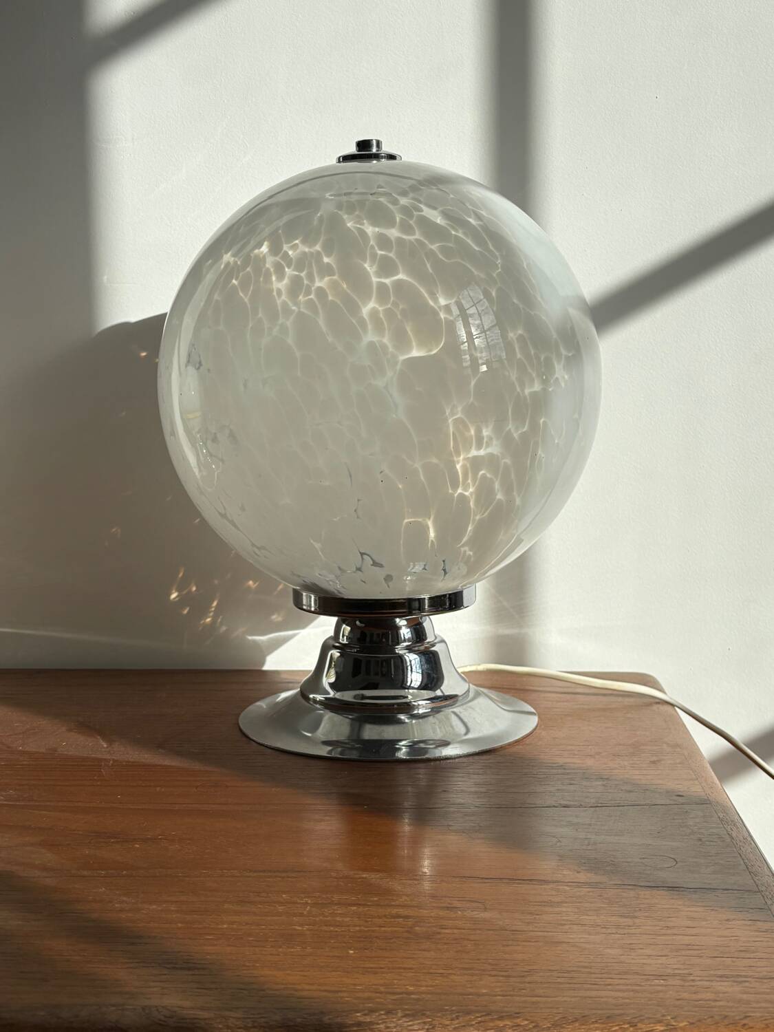 Vintage 70s marbled glass globe lamp