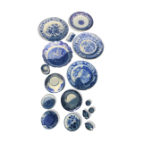 Lot de vaisselle en blanc-bleu