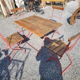 Garden furniture above wood and iron base It is foldable