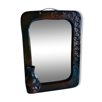 Terracotta mirror