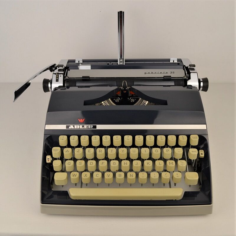 ADLER portable typewriter "Gabriele 35" - New Ribbon