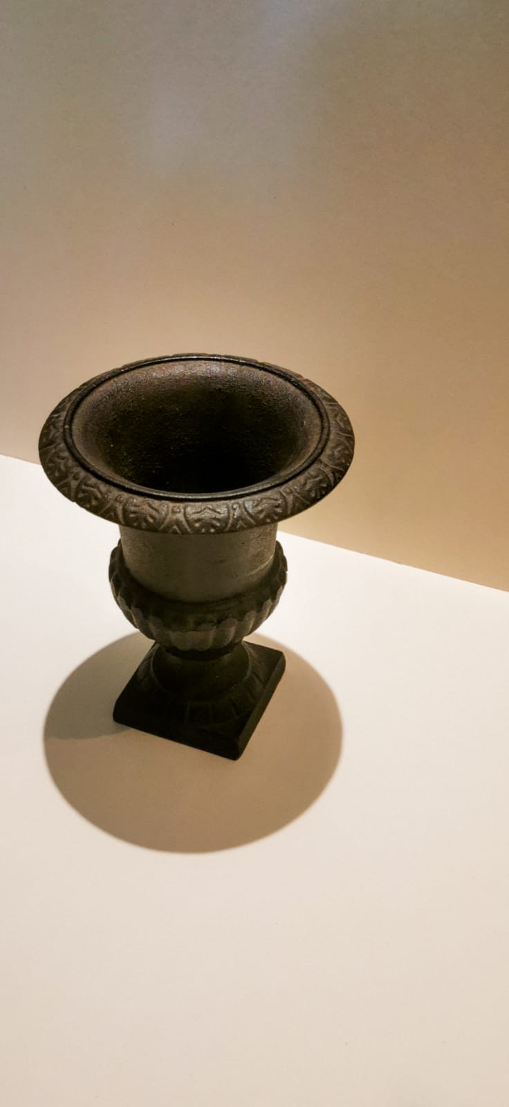 Medici cast iron vase