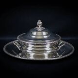 Silver-plated vegetable dish with matching tray – stamped