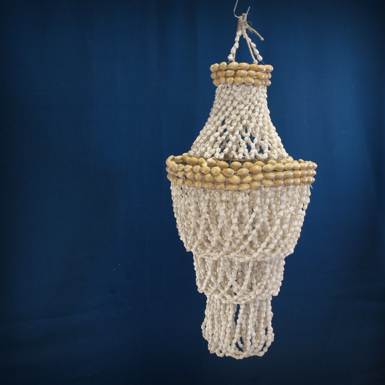 Suspension in cursing shells