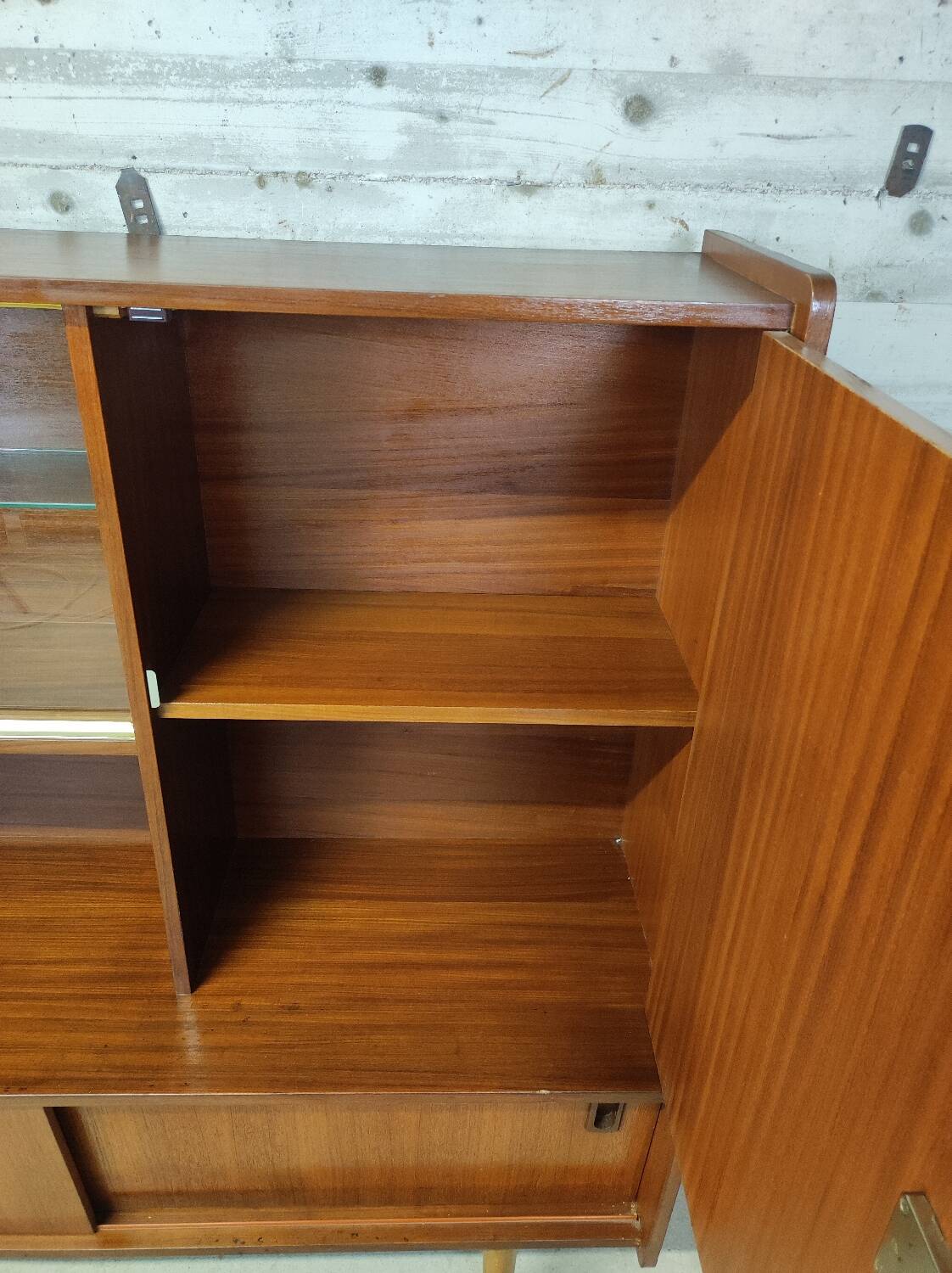 Vintage sideboard / buffet