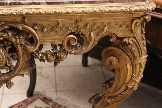 19th console in richly carved gilded wood Regency-style marble tray
