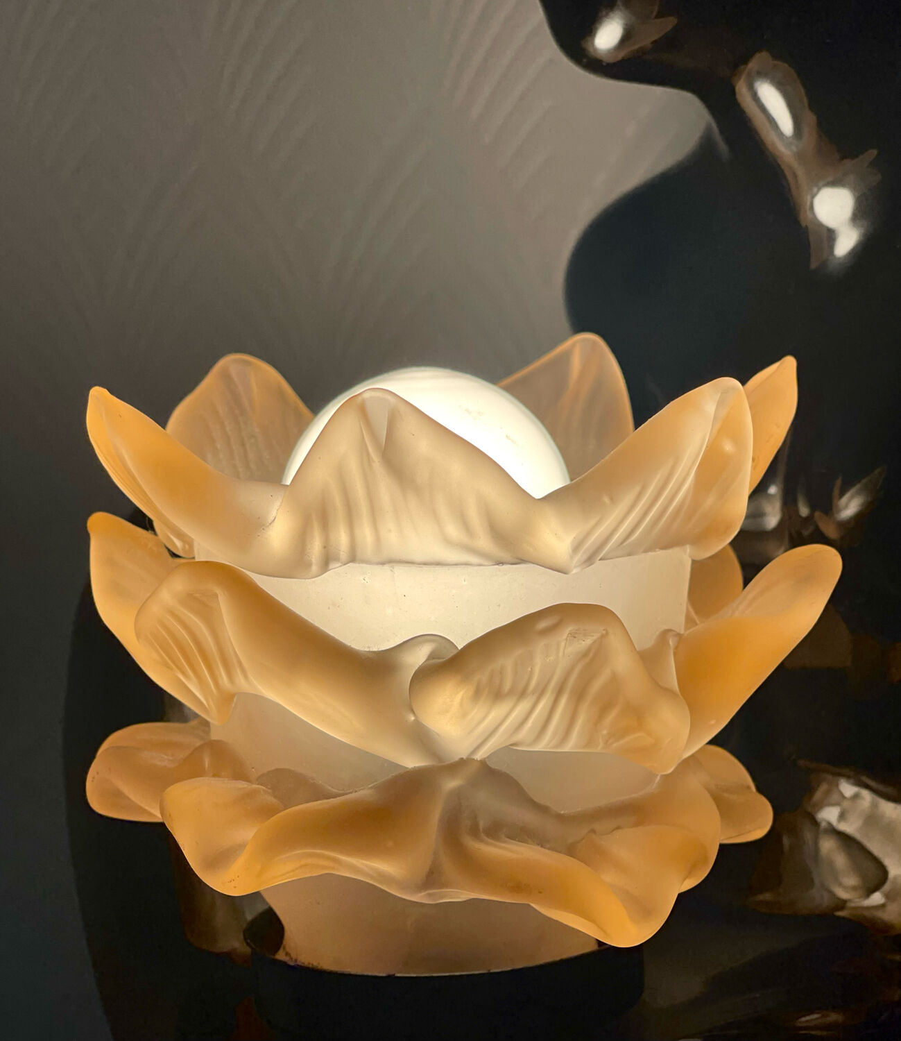 Vintage lamp Columbine