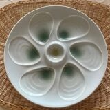 11 oyster plates 1960.